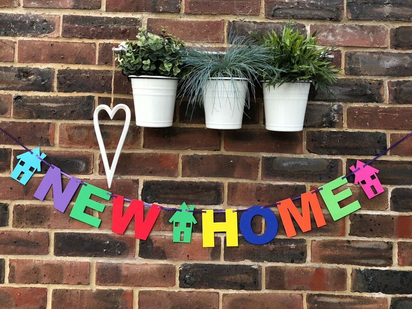 New Home Bunting, Banner